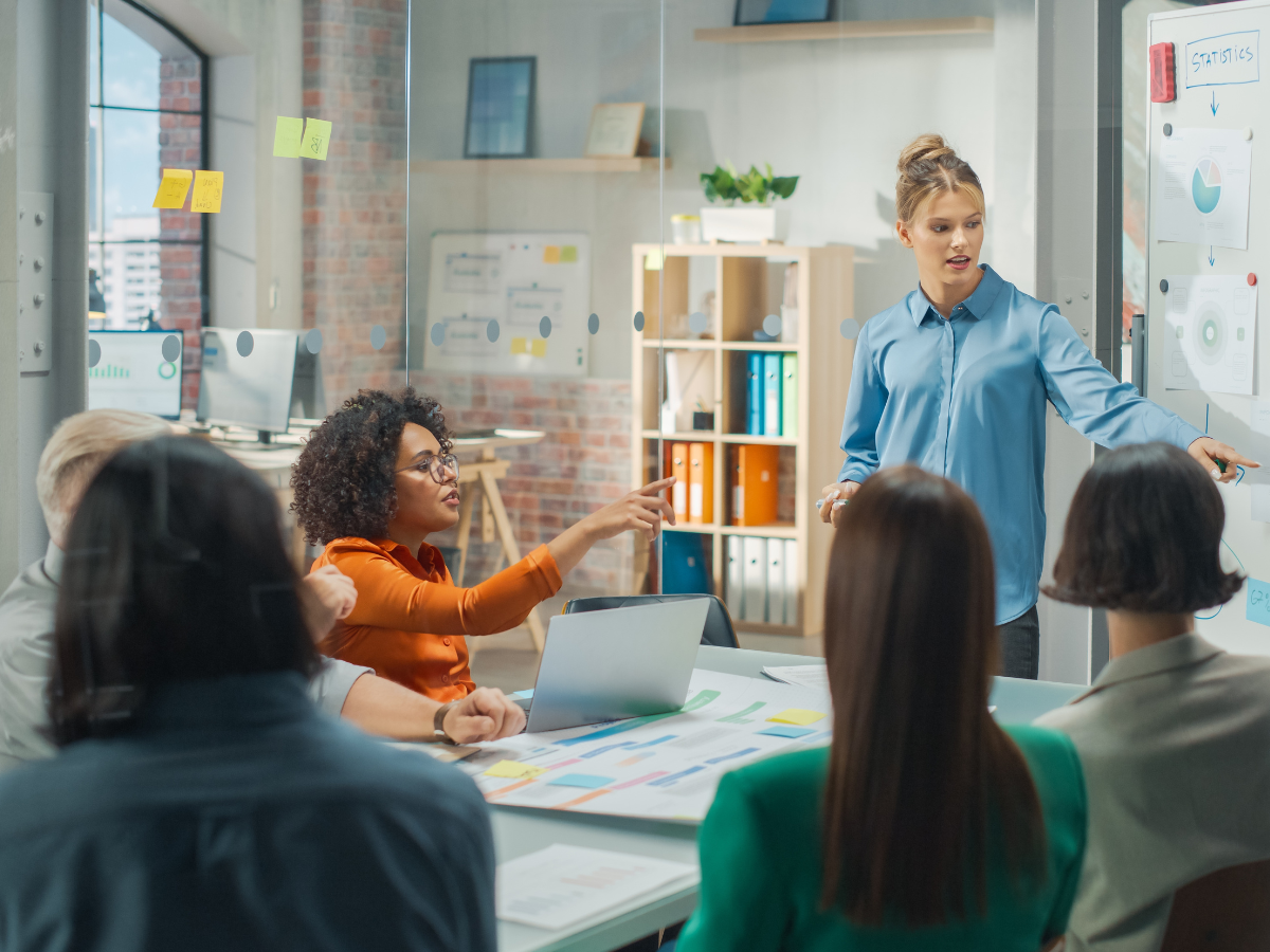 The Art of Crafting a Winning Sales Pitch for Domain Names: Tips and Strategies